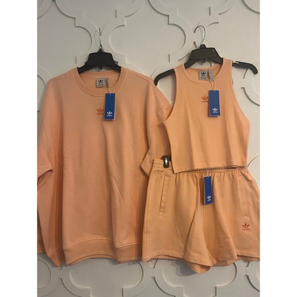 NEW ADIDAS ORIGINALS Essentials Fleece Bundle Women's Size Small - Picture 1 of 12